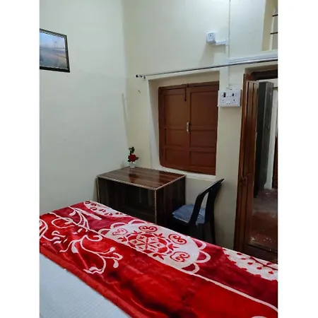 Nirmala Inn Homestay, Prayagraj Exterior photo