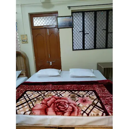 Nirmala Inn Homestay, Prayagraj Exterior photo