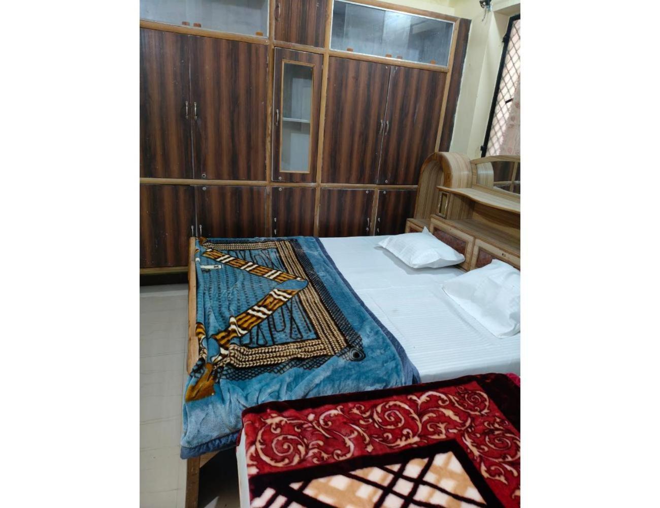 Nirmala Homestay, Prayagraj